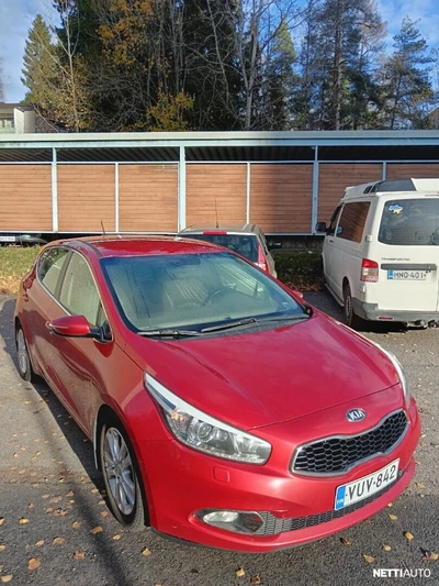 Kia Ceed 1,6 ISG EX 5D EcoDynamics 2013, kuva 5/13
