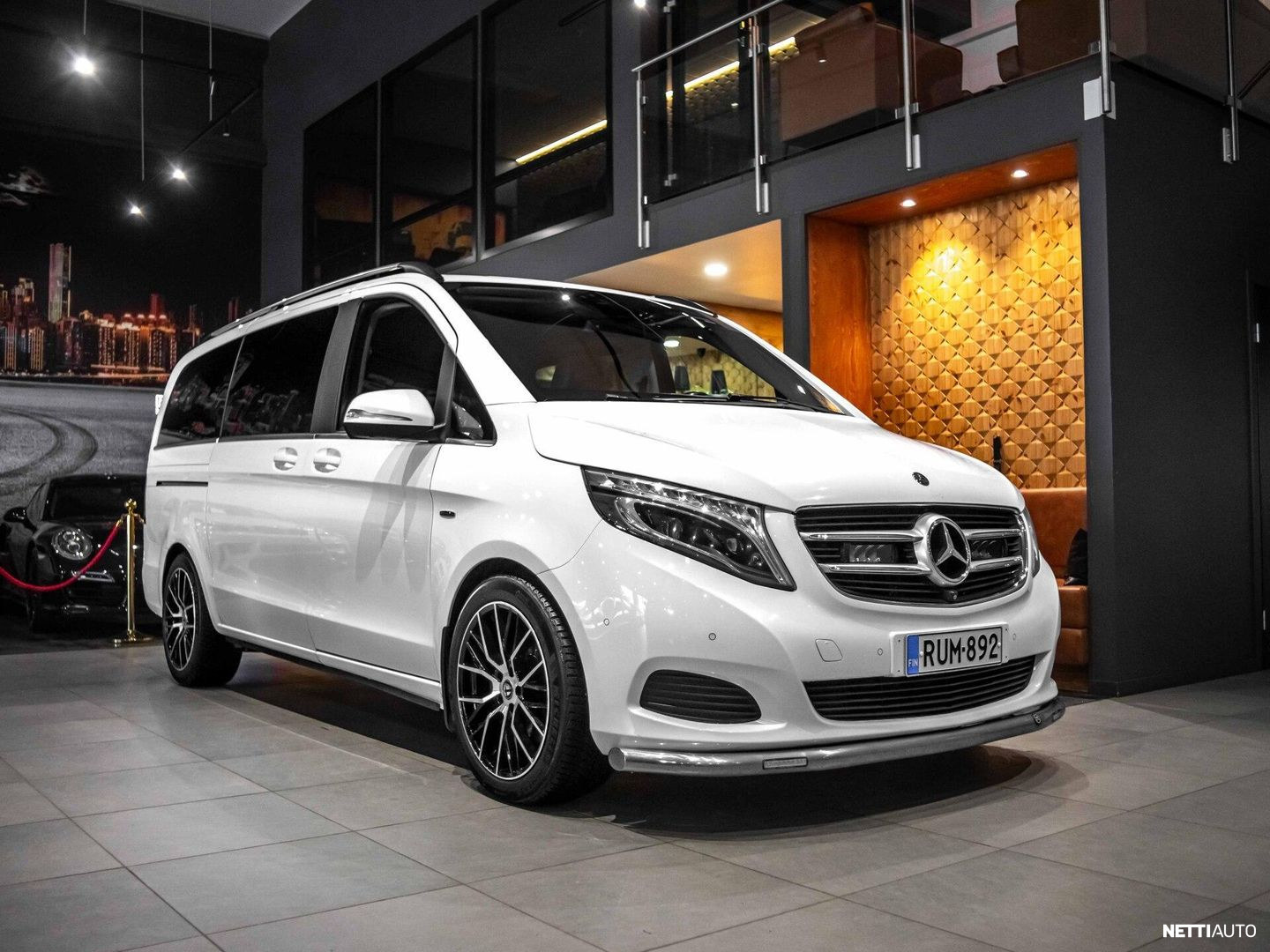 Mercedes-Benz V
