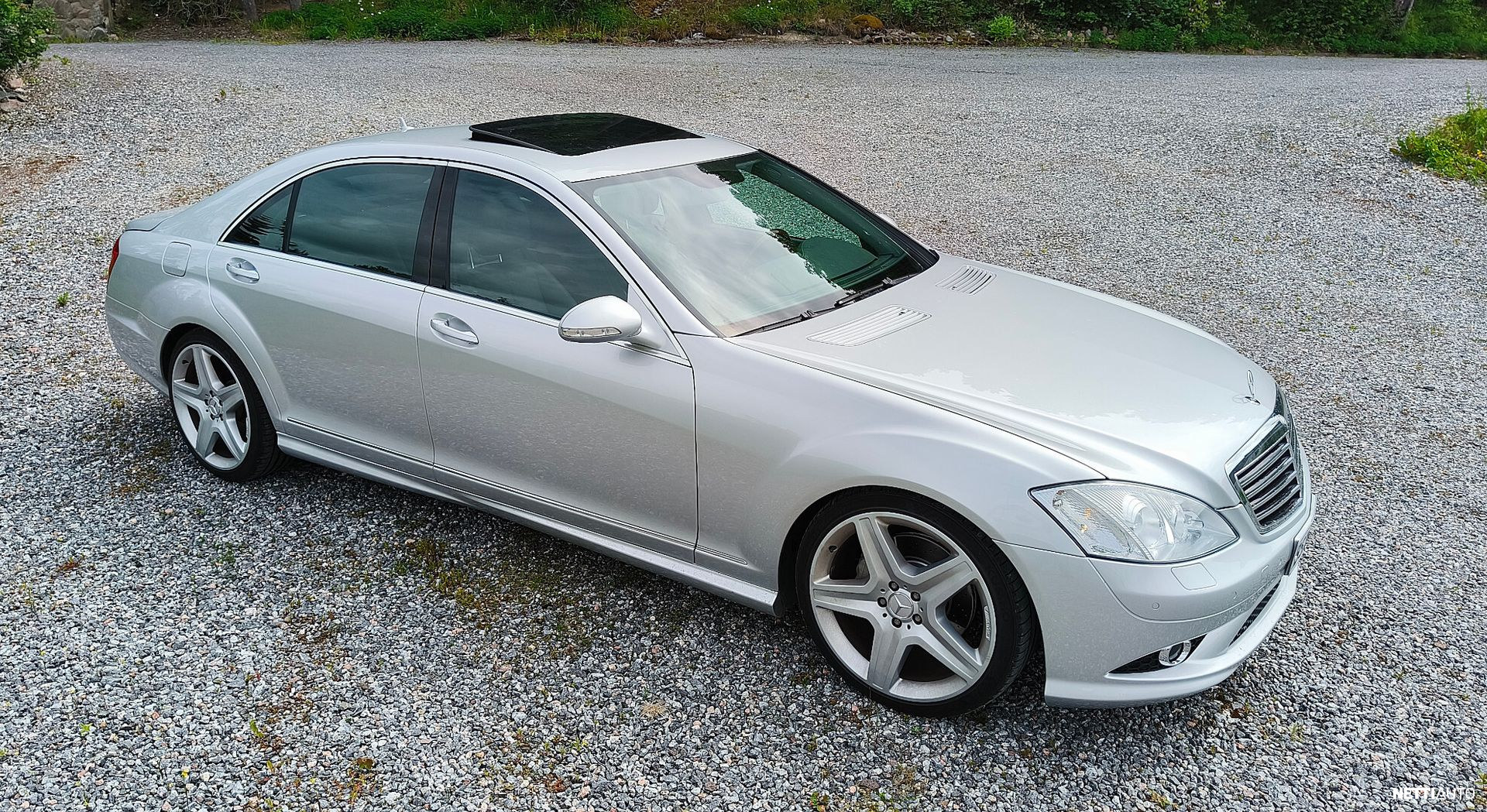 Mercedes-Benz S