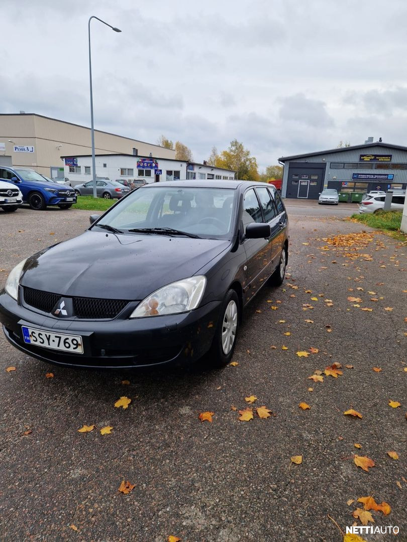 Mitsubishi Lancer