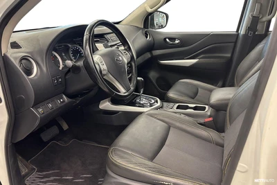Nissan Navara 2019, photo 6/28