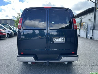 Chevrolet Express 1500 2010, photo 7/33