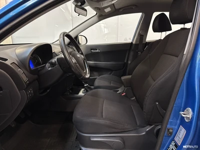 Hyundai i30 5d 1,6 CVVT 5MT ISG Comfort 2011, kuva 7/27