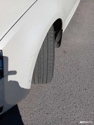 Skoda Octavia 2015, kuva 2/6
