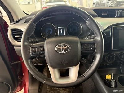 Toyota Hilux 2016, photo 7/21