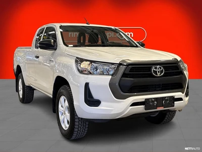 Toyota Hilux Extra Cab 4WD 2,4D Active 2023, photo 4/25