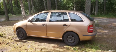 Skoda Fabia 2001, kuva 2/9