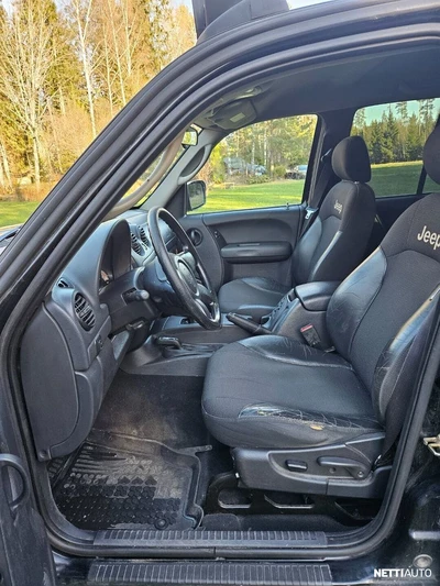 Jeep Cherokee 2004, kuva 6/15