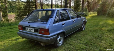 Toyota Tercel Tercel 1982, kuva 4/8