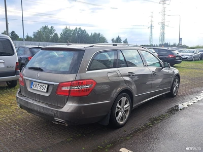Mercedes-Benz E 2012, photo 6/12