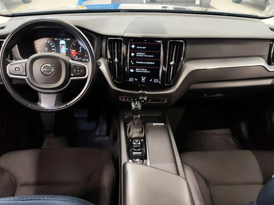 Volvo XC60 D4 AWD Momentum aut 2018, photo 6/21