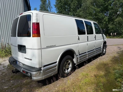 Chevrolet Chevy Van 2002, kuva 7/24