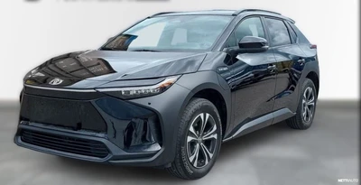 Toyota bZ4X Style AWD 2023, photo 3/3