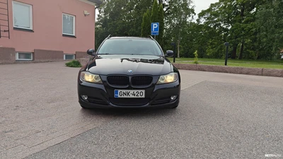 BMW 318 2009, photo 2/24