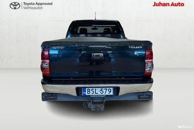 Toyota Hilux 2015, photo 4/25