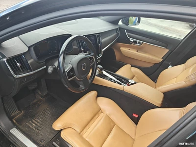Volvo V90 Cross Country 2017, kuva 7/10