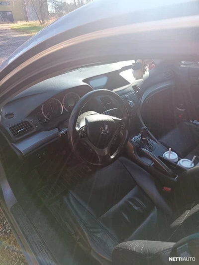 Honda Accord 2011, kuva 4/5