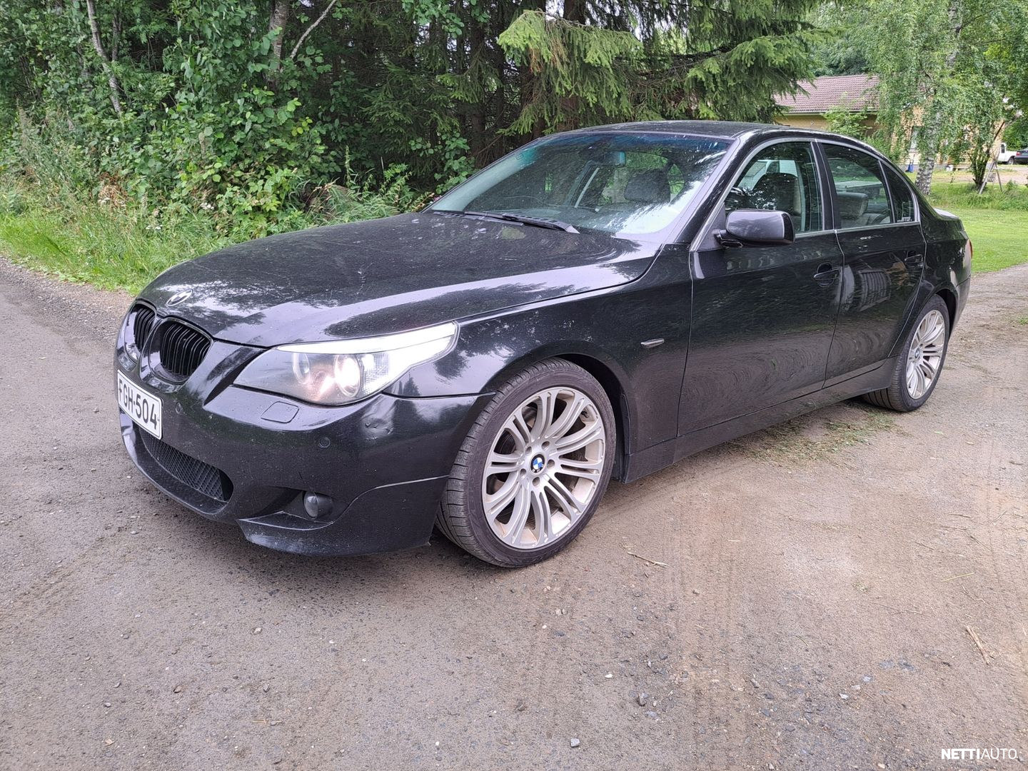 BMW 525