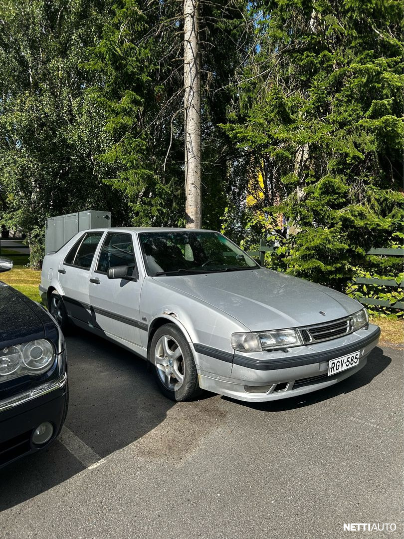 Saab 9000