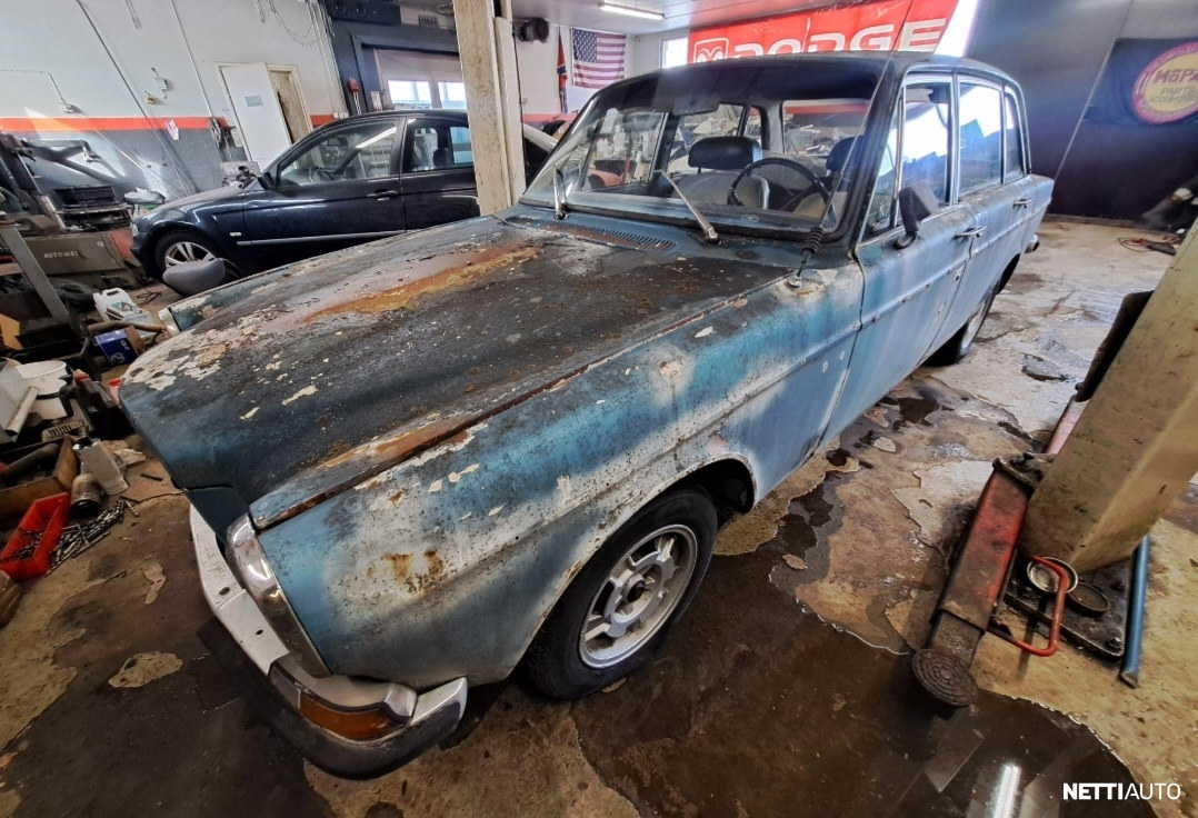 Volvo 164