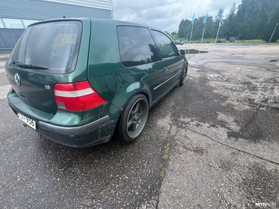 Volkswagen Golf 2000, photo 6/17