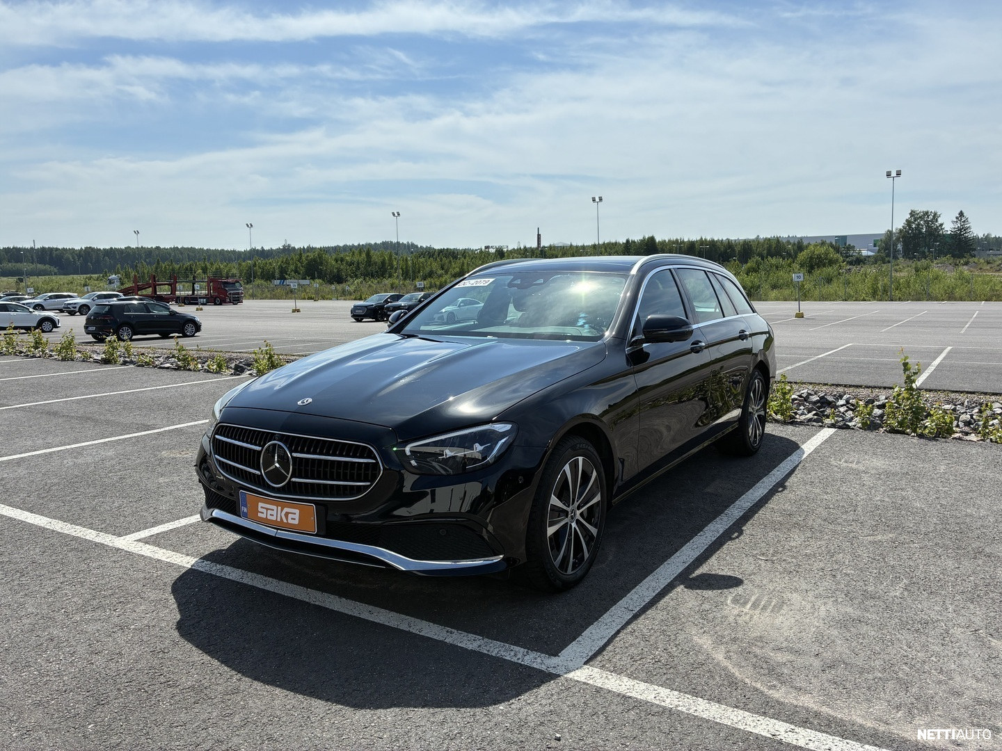Mercedes-Benz E