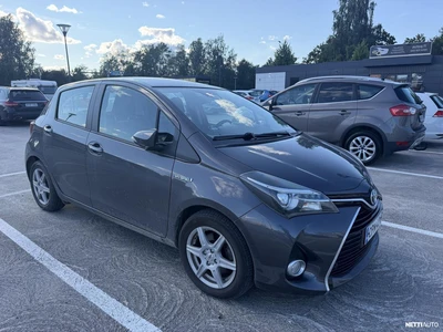 Toyota Yaris 2016, photo 1/2