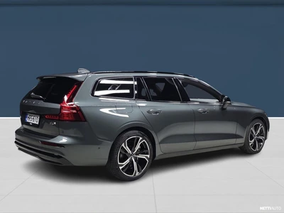 Volvo V60 2026, photo 4/17
