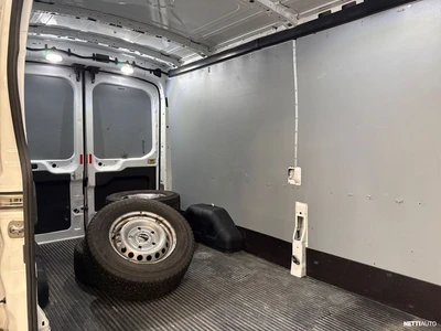 Ford Transit 2020, photo 4/24