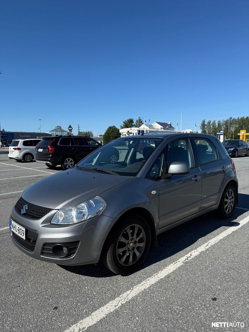 Suzuki SX4