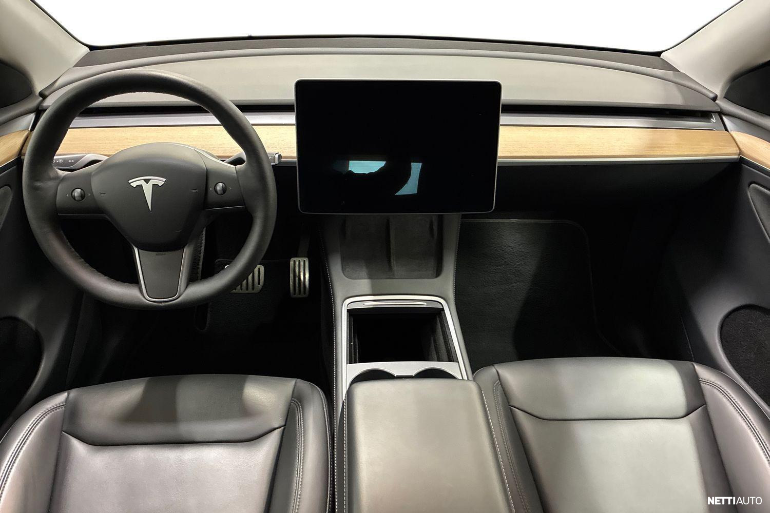 Tesla Model Y 2022, photo 7/30