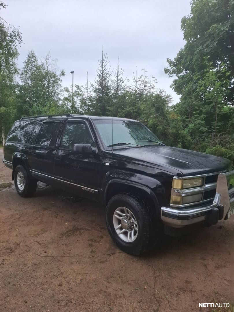 Chevrolet Suburban