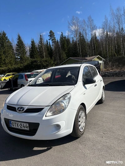 Hyundai i20 2012, kuva 7/8