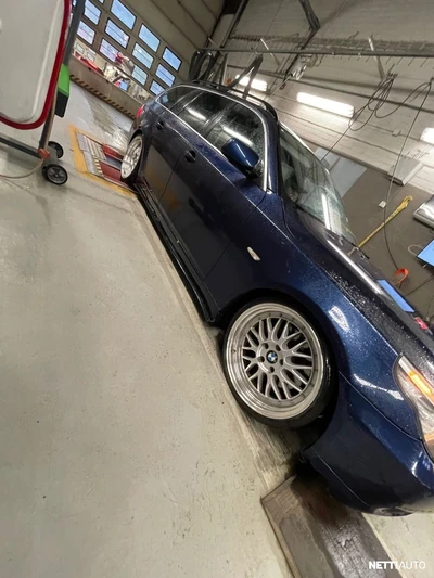 BMW 520 2008, photo 2/5