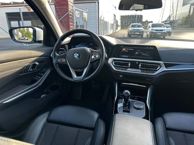 BMW 330 2021, kuva 6/10
