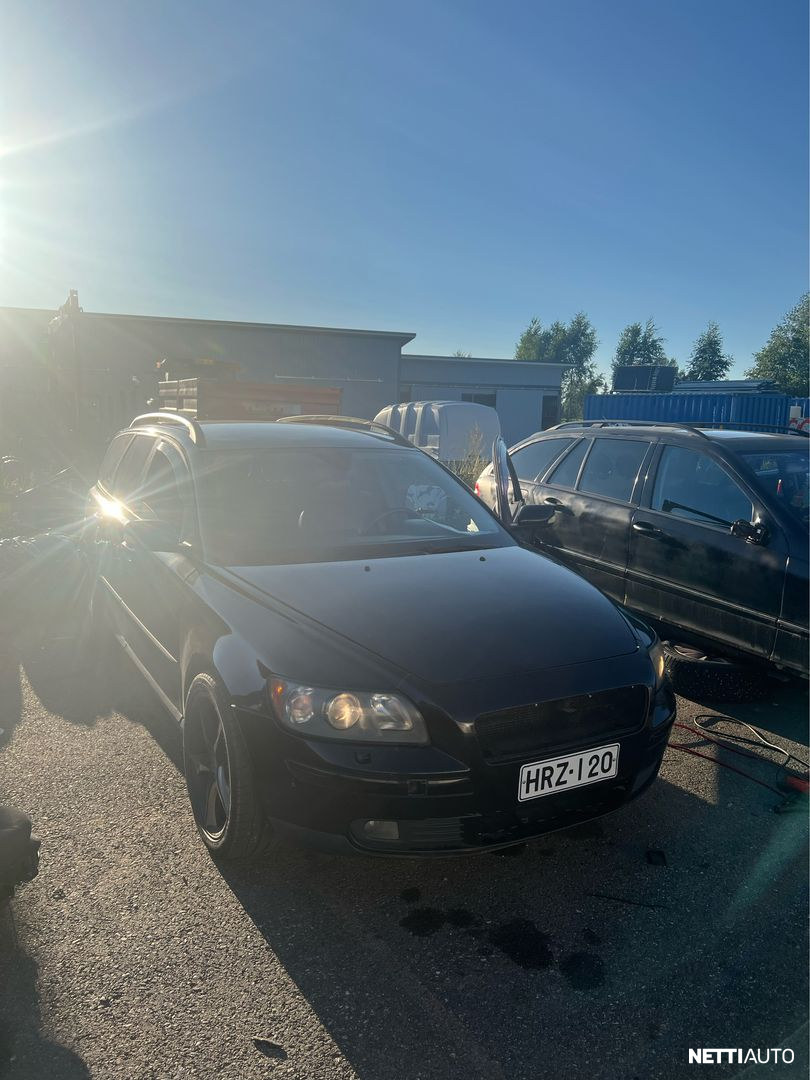 Volvo V50