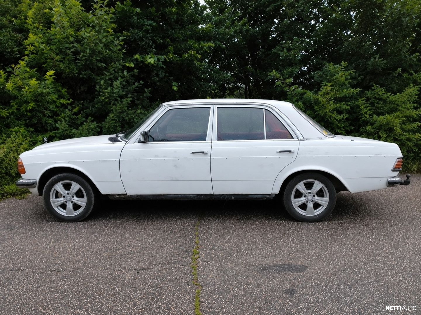 Mercedes-Benz 123