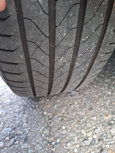 Volvo S60 2,0T Kinetic 2011, kuva 4/10