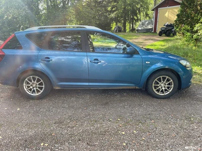 Kia Ceed 1,6 CRDi ISG EX SW EcoDynamics 2010, kuva 6/15
