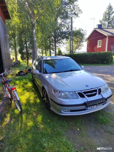 Saab 9-5 2002, kuva 3/7