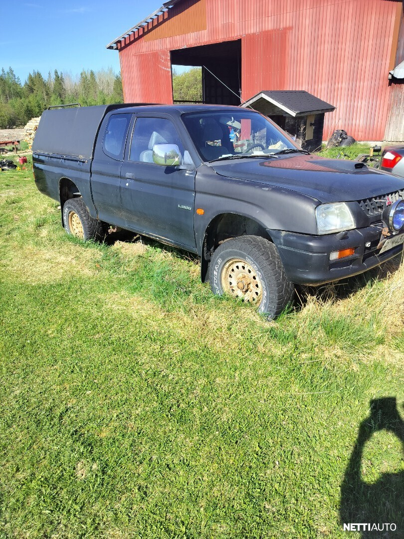 Mitsubishi L200