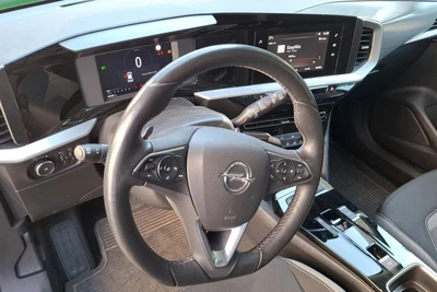 Opel Mokka Comfort 130 Turbo A 2023, kuva 3/4
