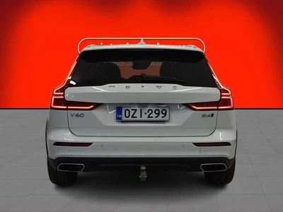 Volvo V60 Cross Country 2022, photo 7/33