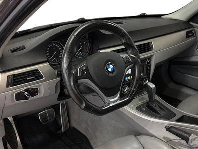 BMW 330 E91 Touring 2008, kuva 7/24