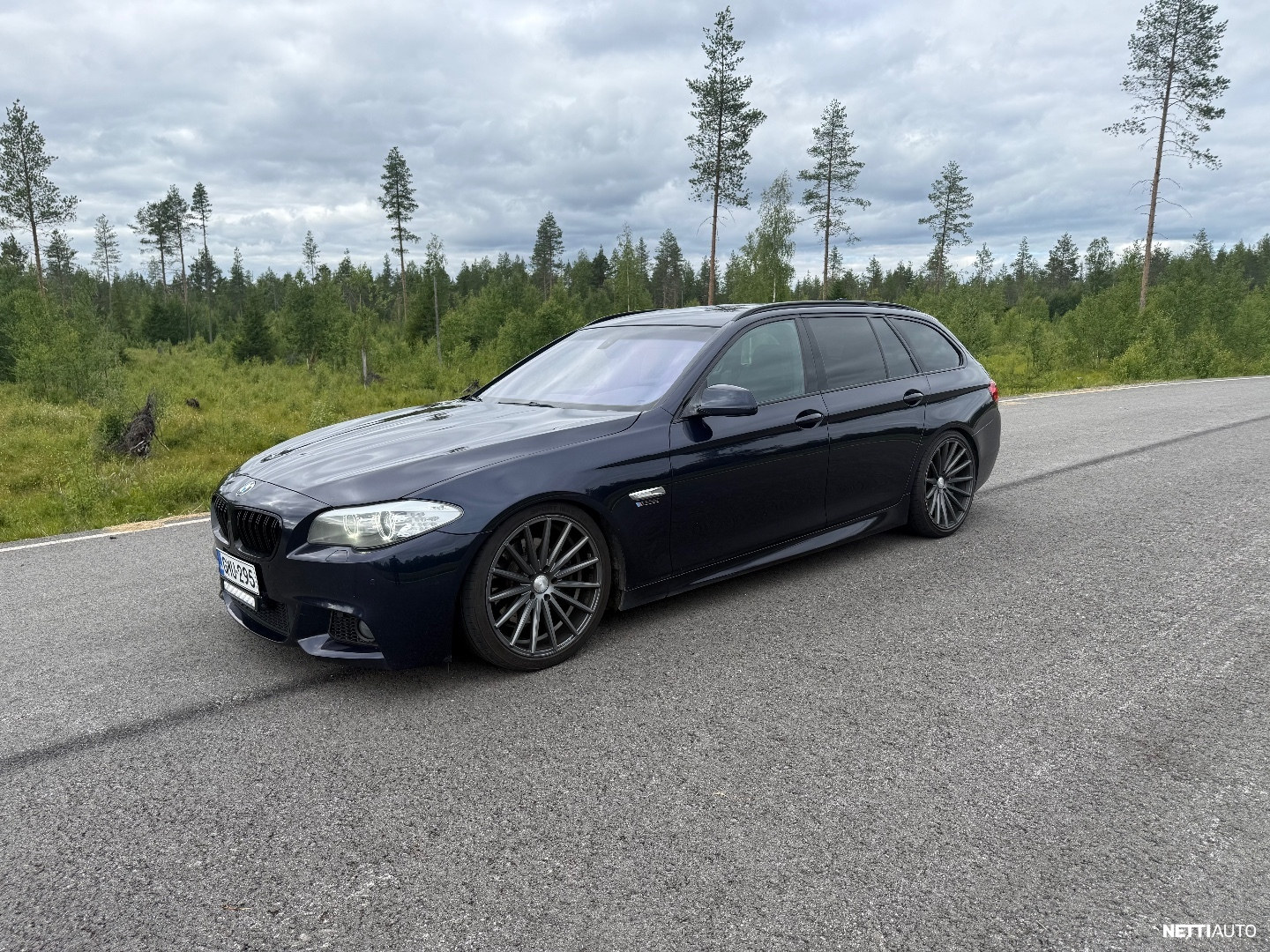 BMW 525