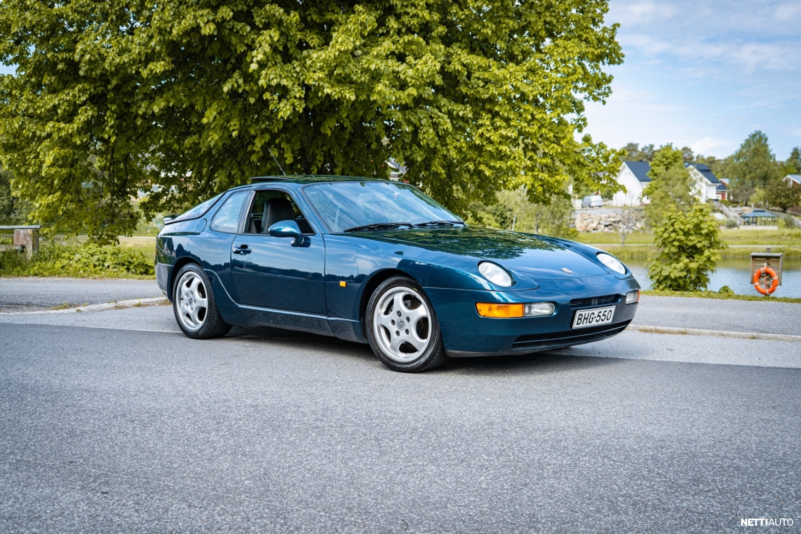 Porsche 968