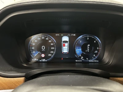 Volvo V90 D3 Business Inscription aut 2018, photo 6/14