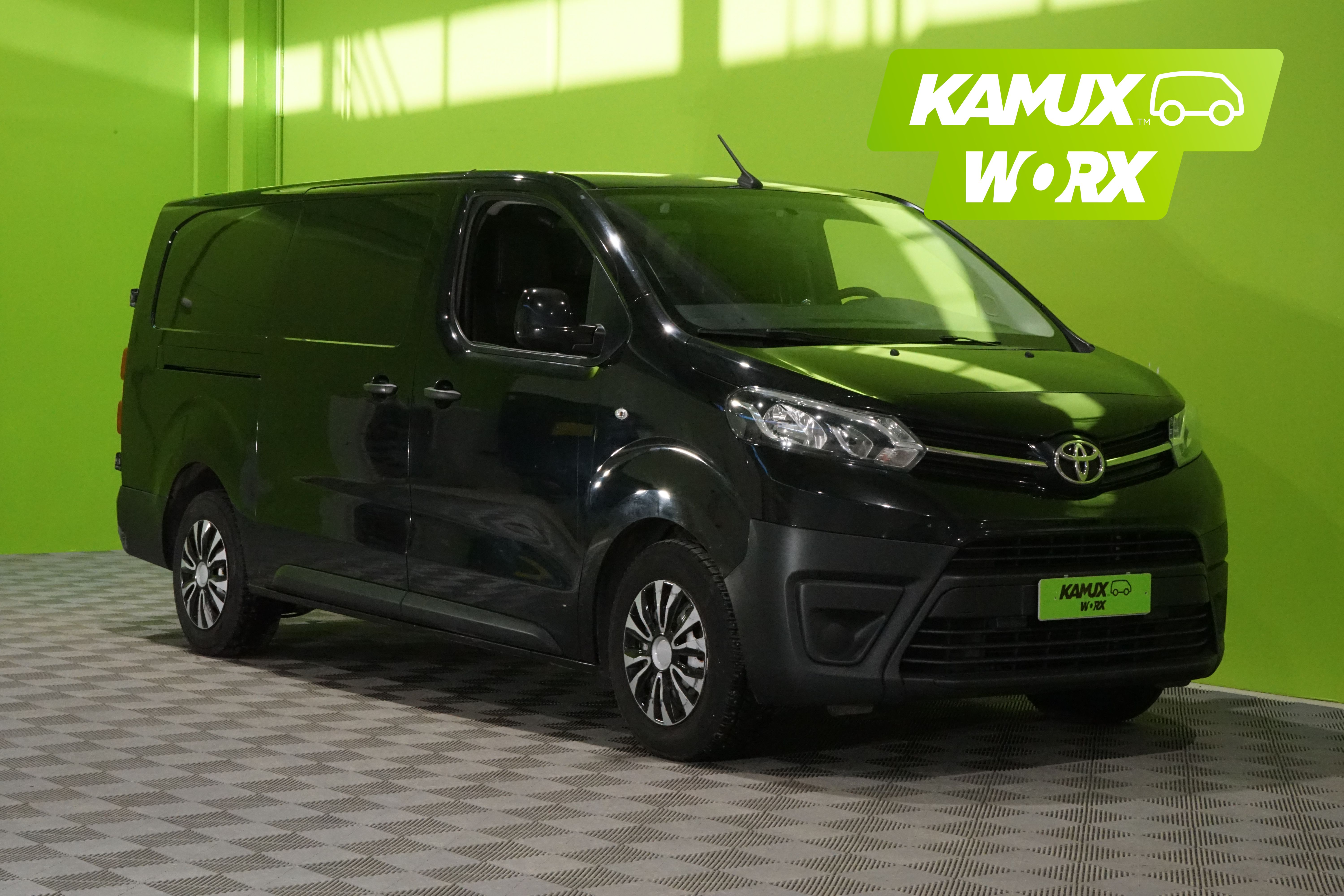 Toyota Proace L2 2,0 D 120 6-ovinen