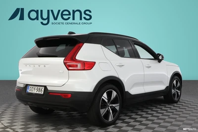 Volvo XC40 2021, photo 4/12
