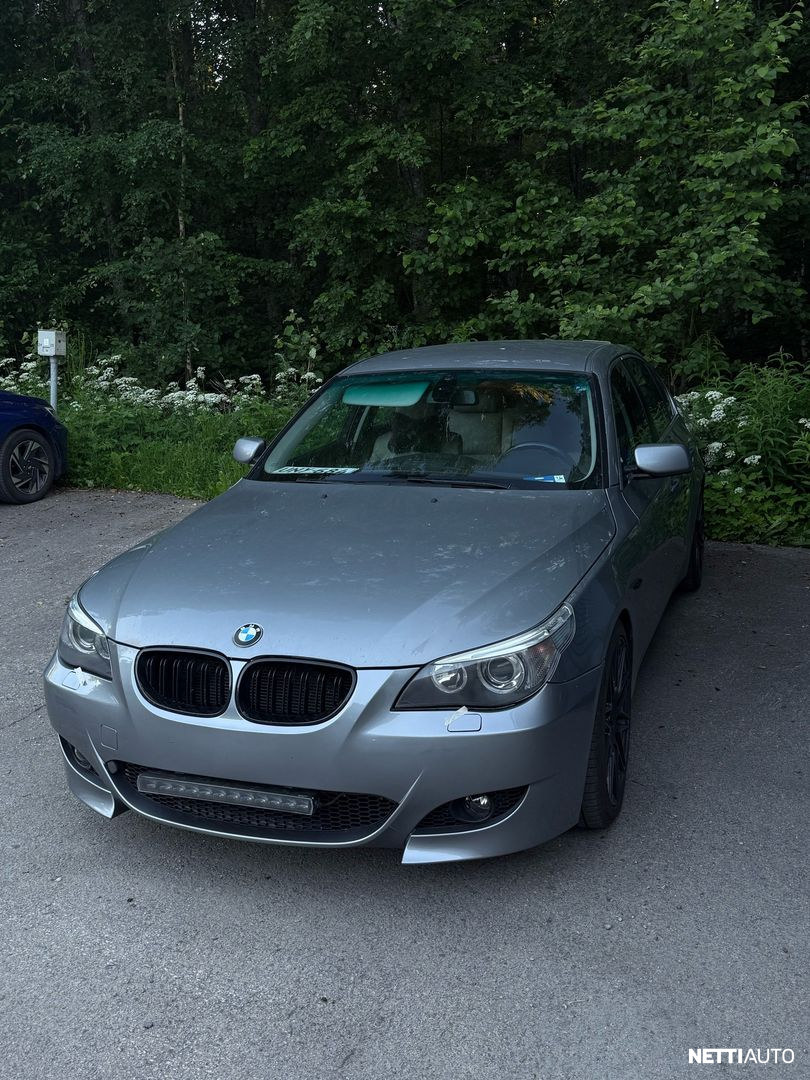 BMW 525